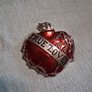 Red 'True Love' Heart Pendant Brooch
